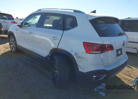 2022 Volkswagen Taos 1.5T Se из США, поврежденный, VIN 3VVLX7B21NM012096